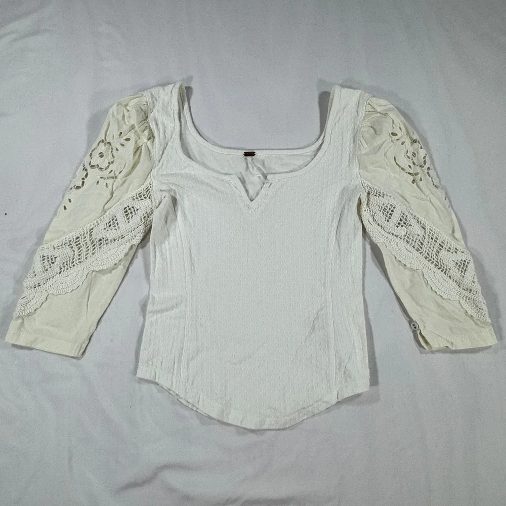 Free People Brunch Date‎ Knit Top Crochet Lace Puff Sleeve XS Boho Whimsical